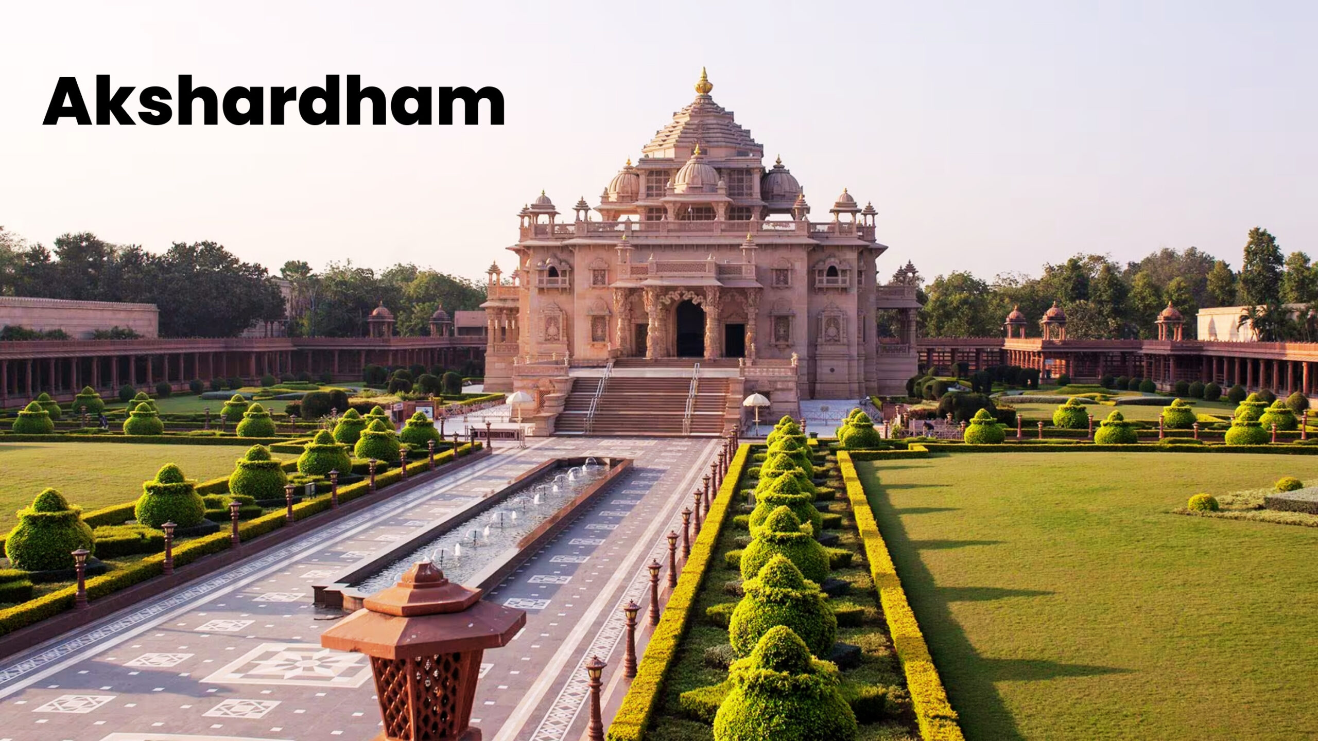 Akshardham temple delhi mein ghumne layak jagah